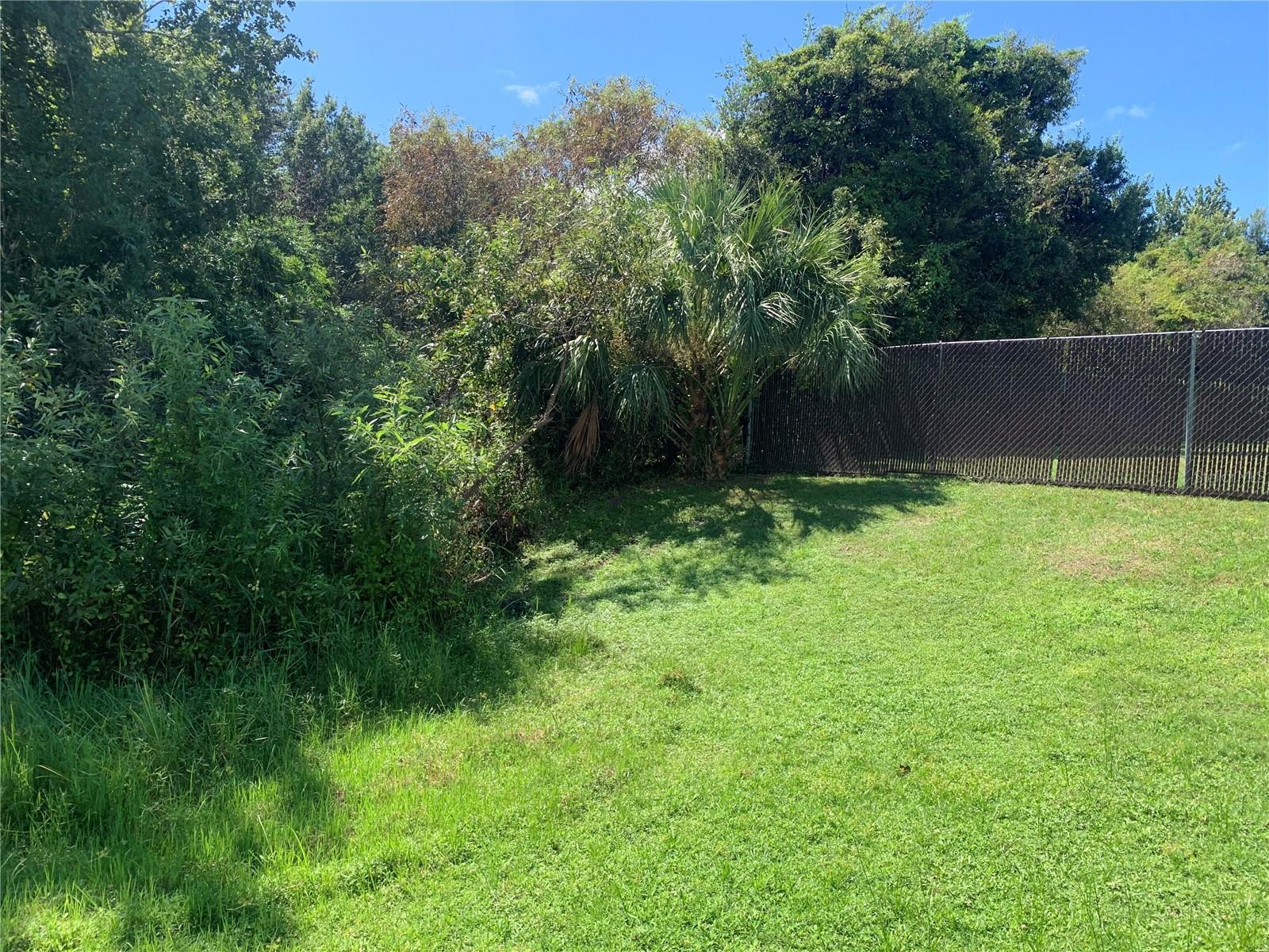 Image 2 of 22 For 7233 Knoll Drive