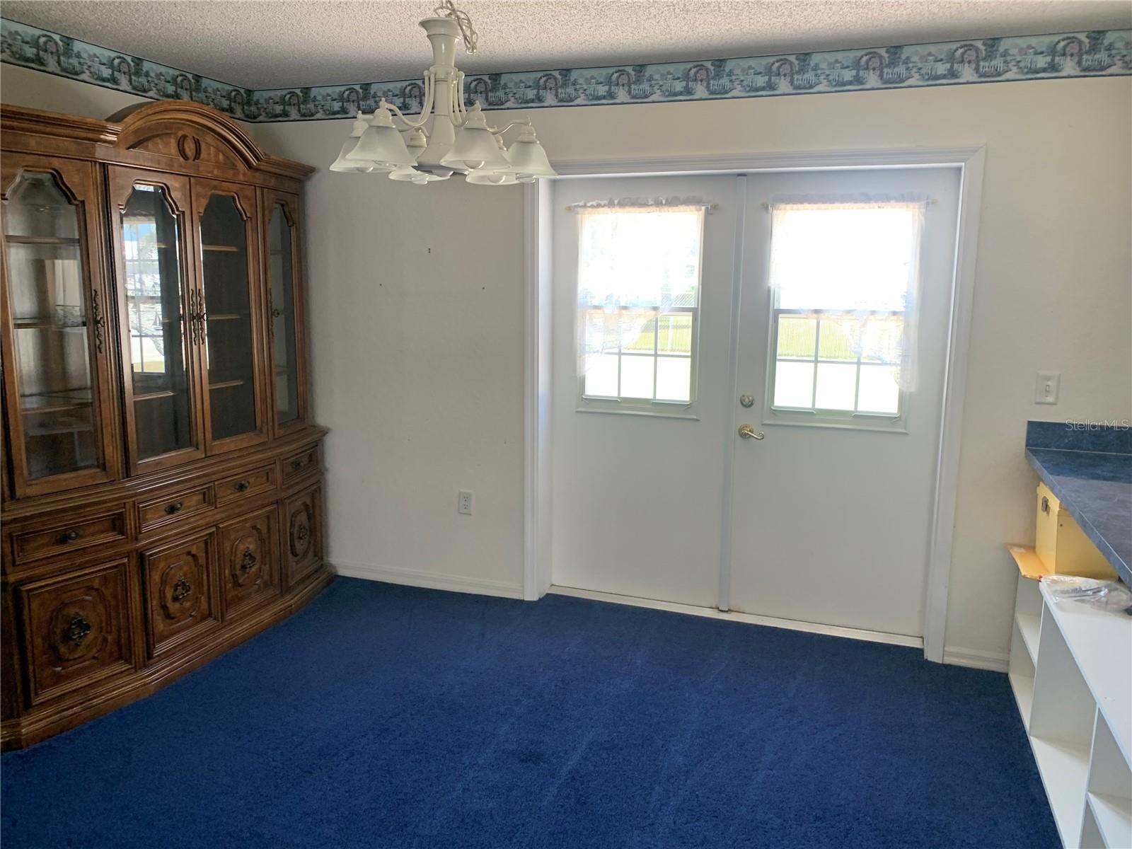 Image 6 of 22 For 7233 Knoll Drive