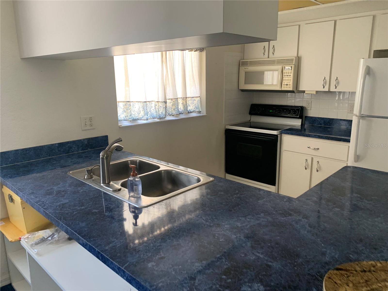 Image 9 of 22 For 7233 Knoll Drive