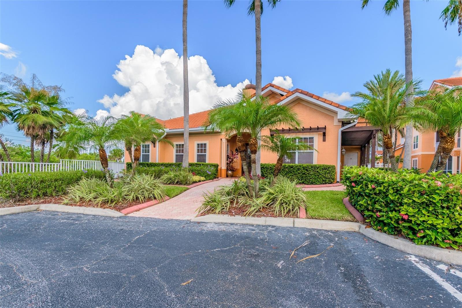 Image 39 of 60 For 5000 Culbreath Key Way 9305