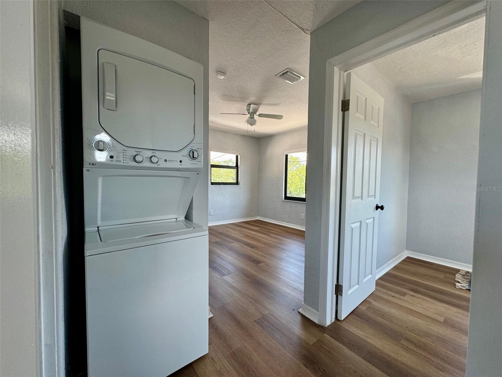 Image 10 of 25 For 4434 1-2 9th Avenue N