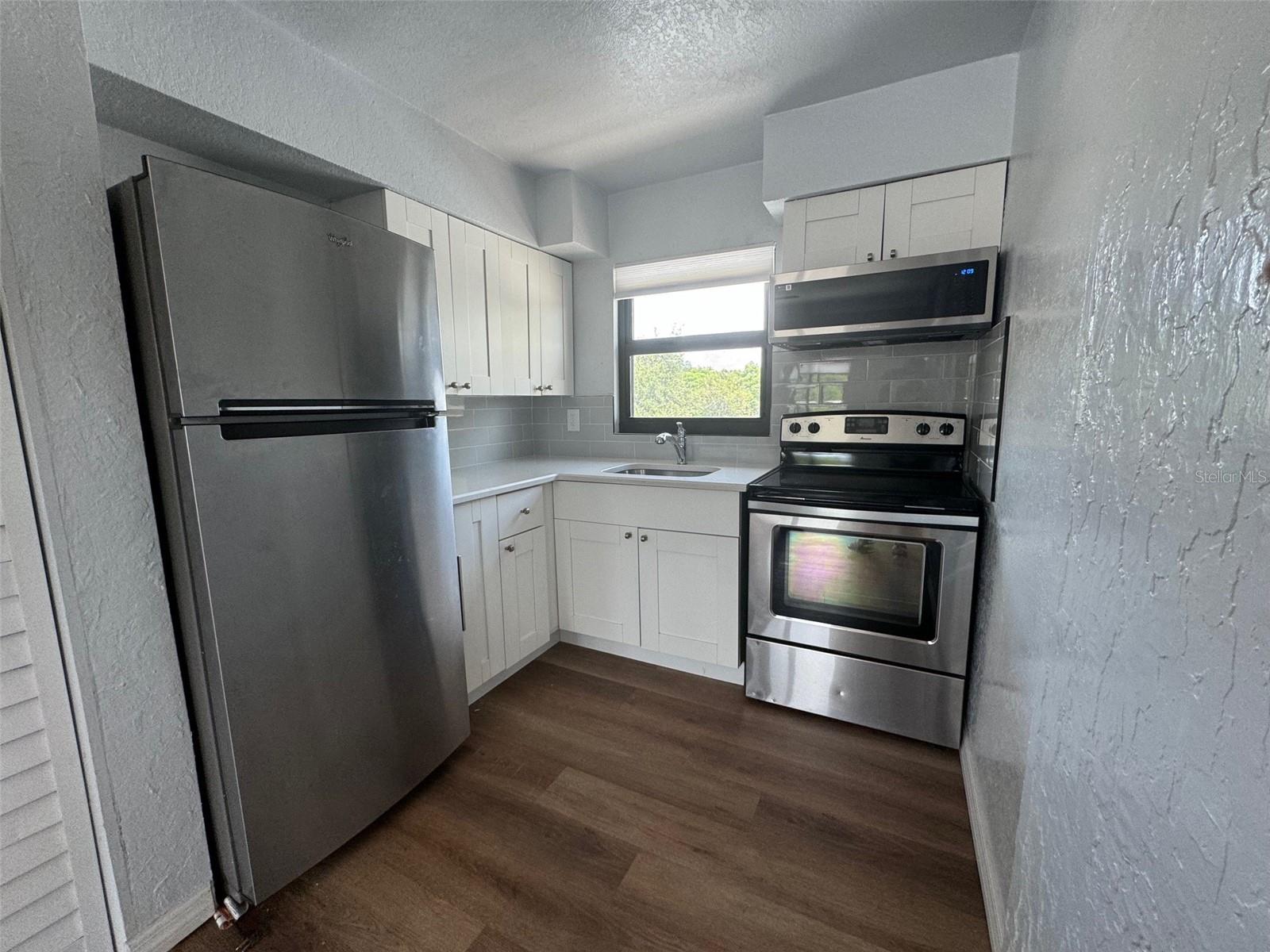 Image 4 of 25 For 4434 1-2 9th Avenue N