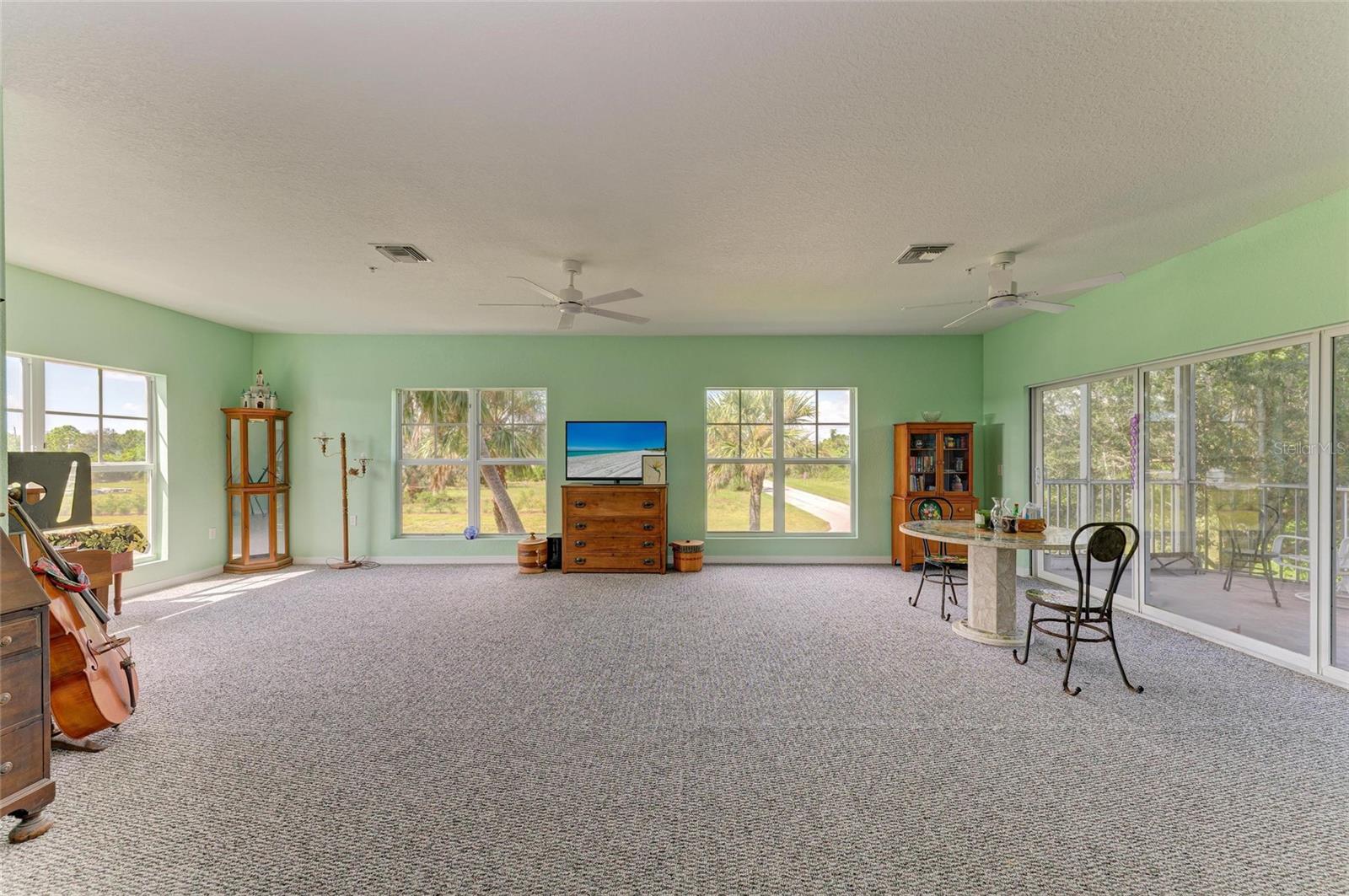 Image 13 of 96 For 3917 Cape Haze Drive 606