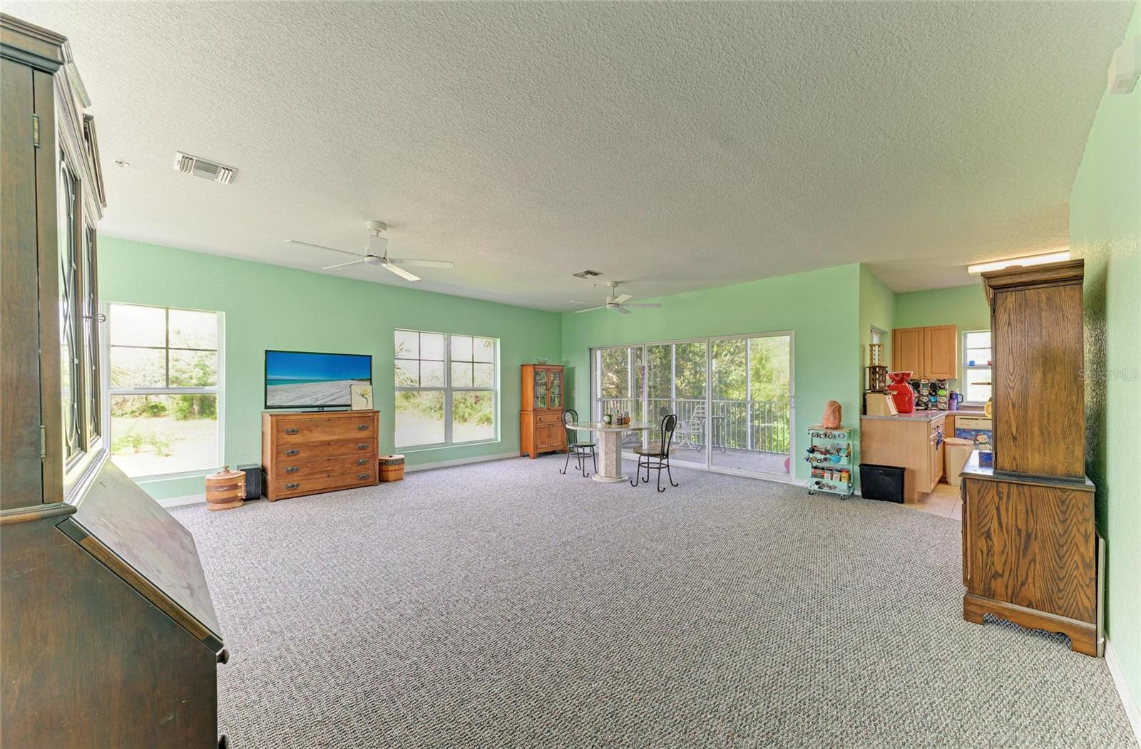 Image 17 of 96 For 3917 Cape Haze Drive 606