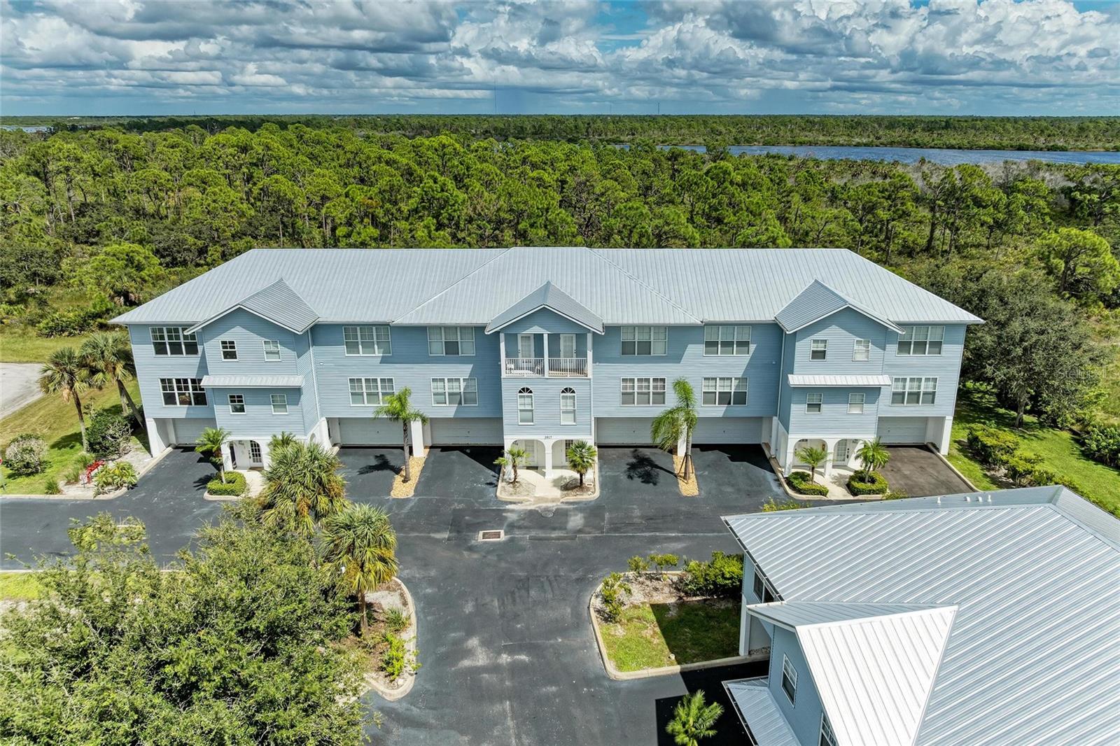 Image 2 of 96 For 3917 Cape Haze Drive 606