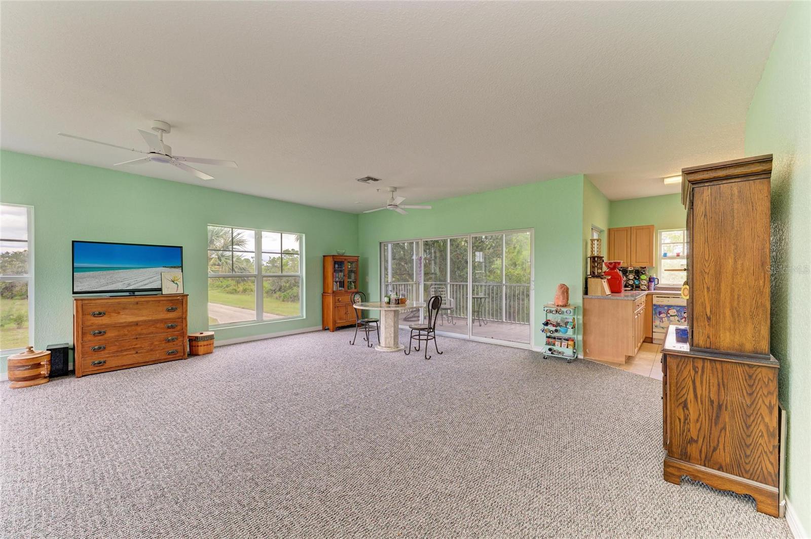 Image 20 of 96 For 3917 Cape Haze Drive 606