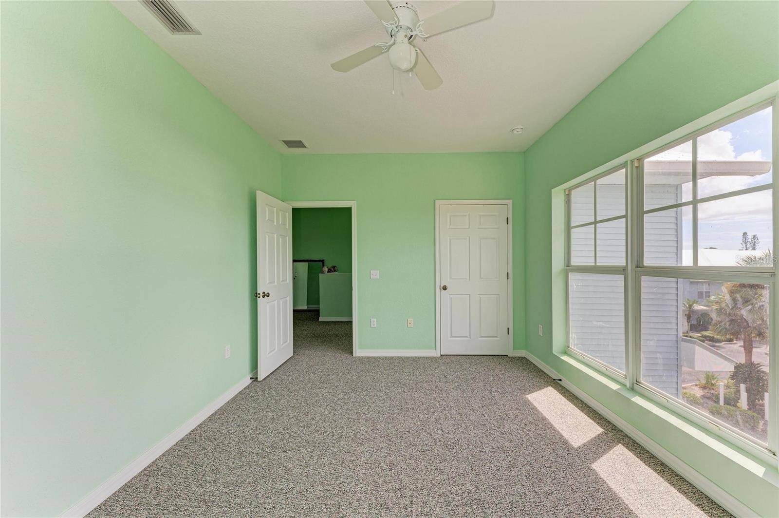 Image 36 of 96 For 3917 Cape Haze Drive 606