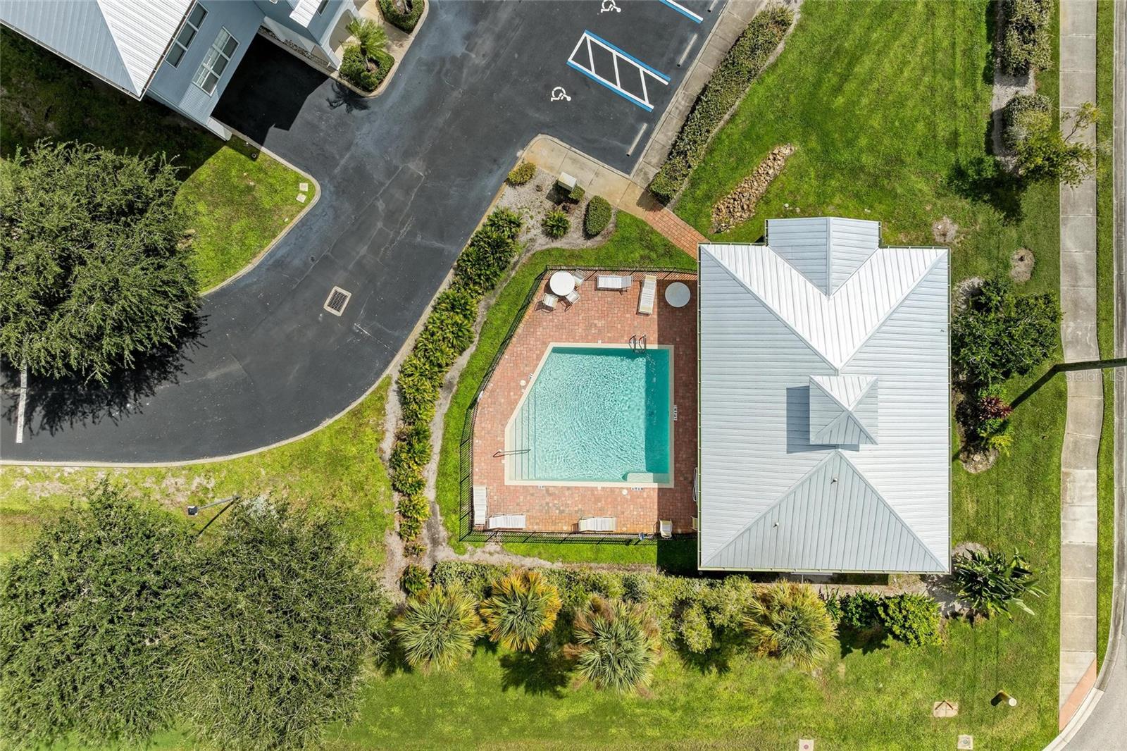 Image 4 of 96 For 3917 Cape Haze Drive 606