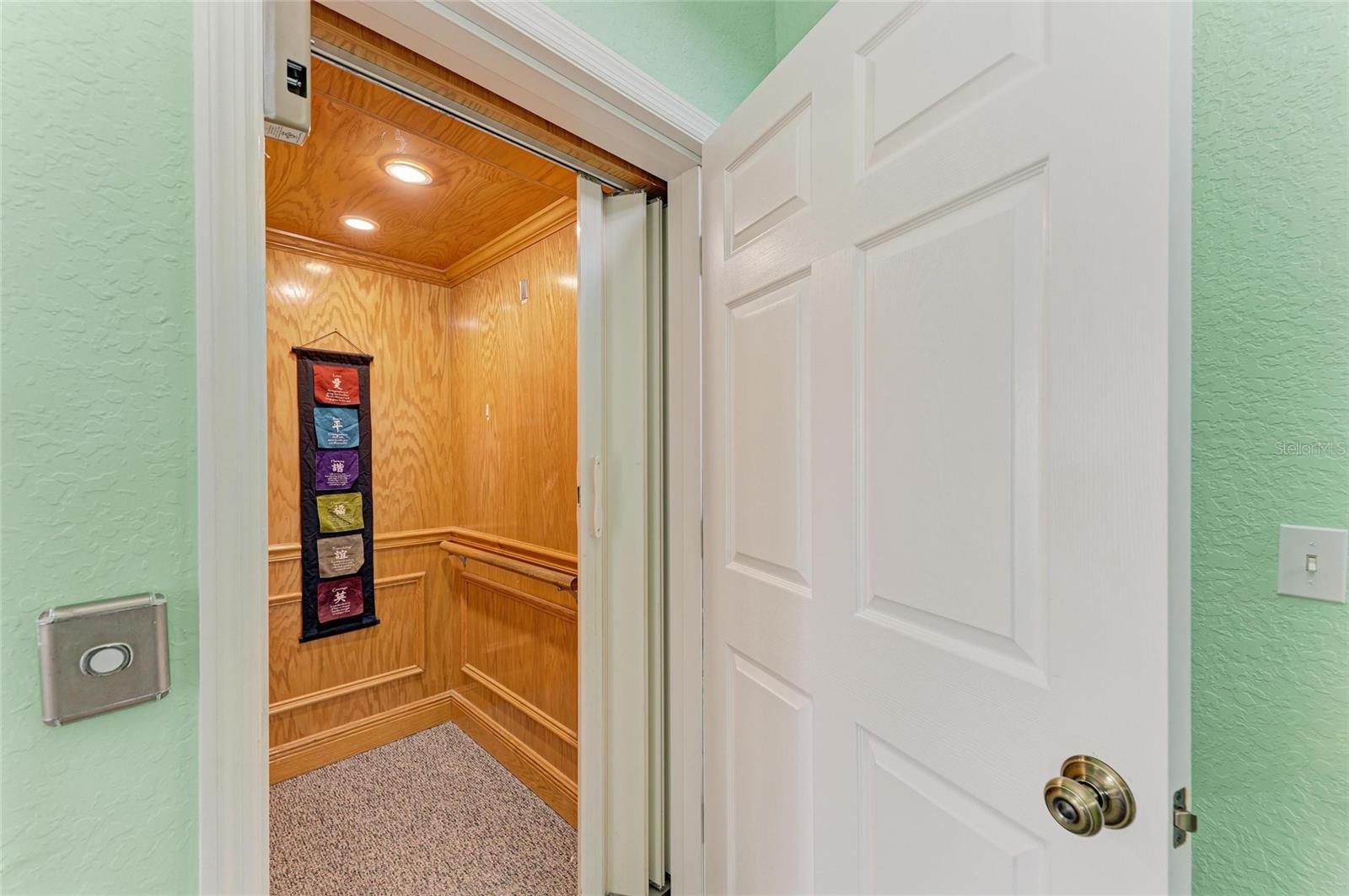 Image 52 of 96 For 3917 Cape Haze Drive 606