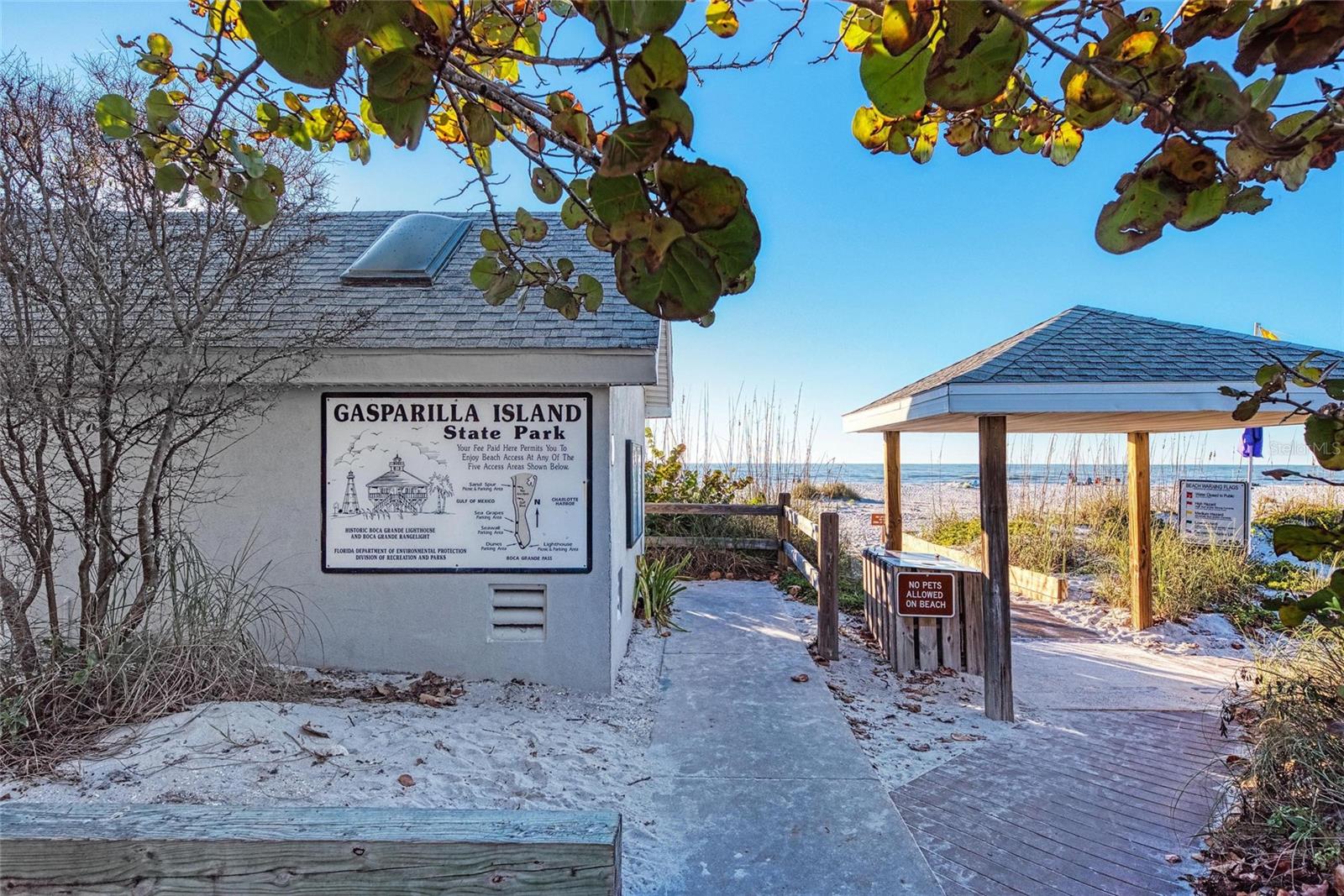 Image 79 of 96 For 3917 Cape Haze Drive 606