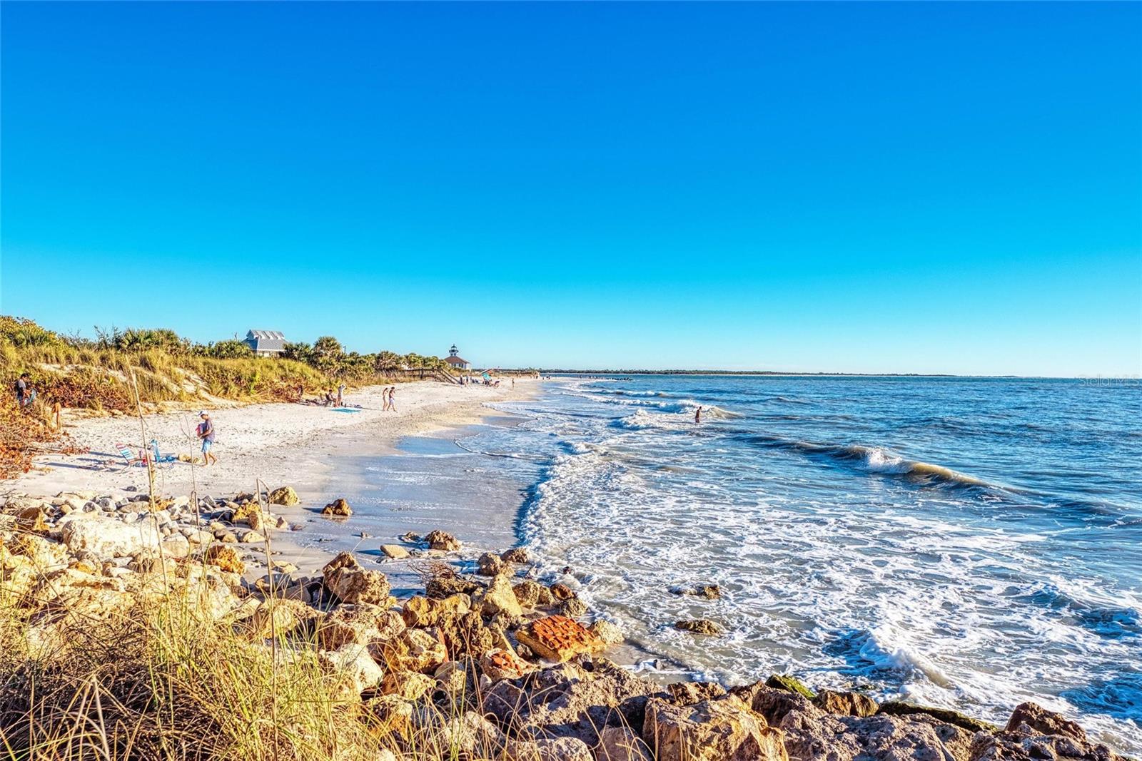 Image 84 of 96 For 3917 Cape Haze Drive 606