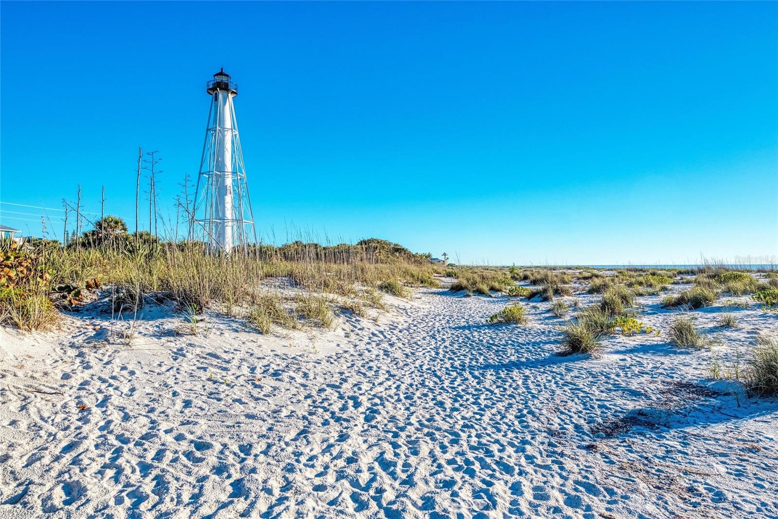 Image 88 of 96 For 3917 Cape Haze Drive 606