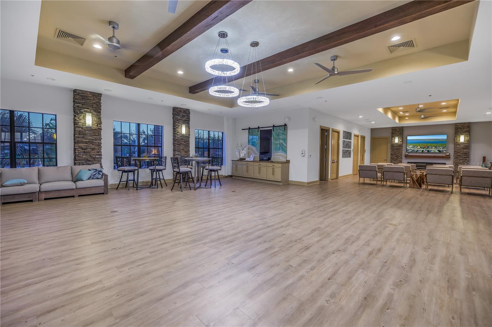 Image 25 of 67 For 1030 Tidewater Shores Loop 405