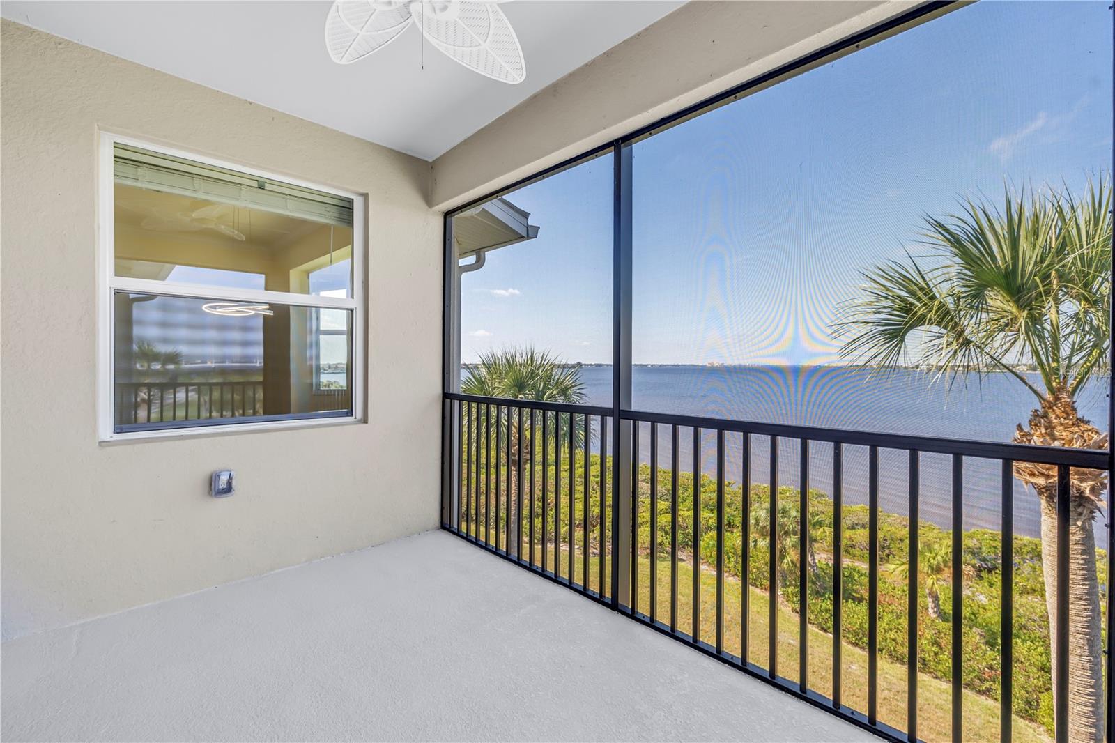 Image 45 of 67 For 1030 Tidewater Shores Loop 405