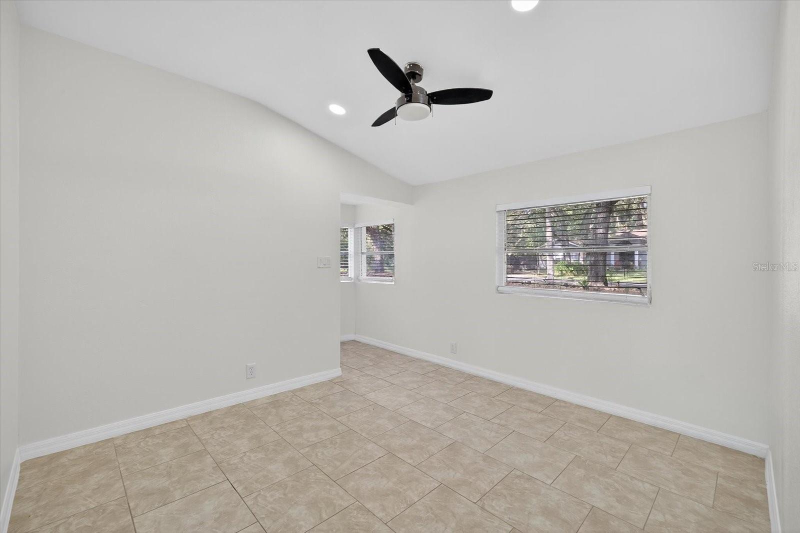 Image 11 of 40 For 6009 Theresa St