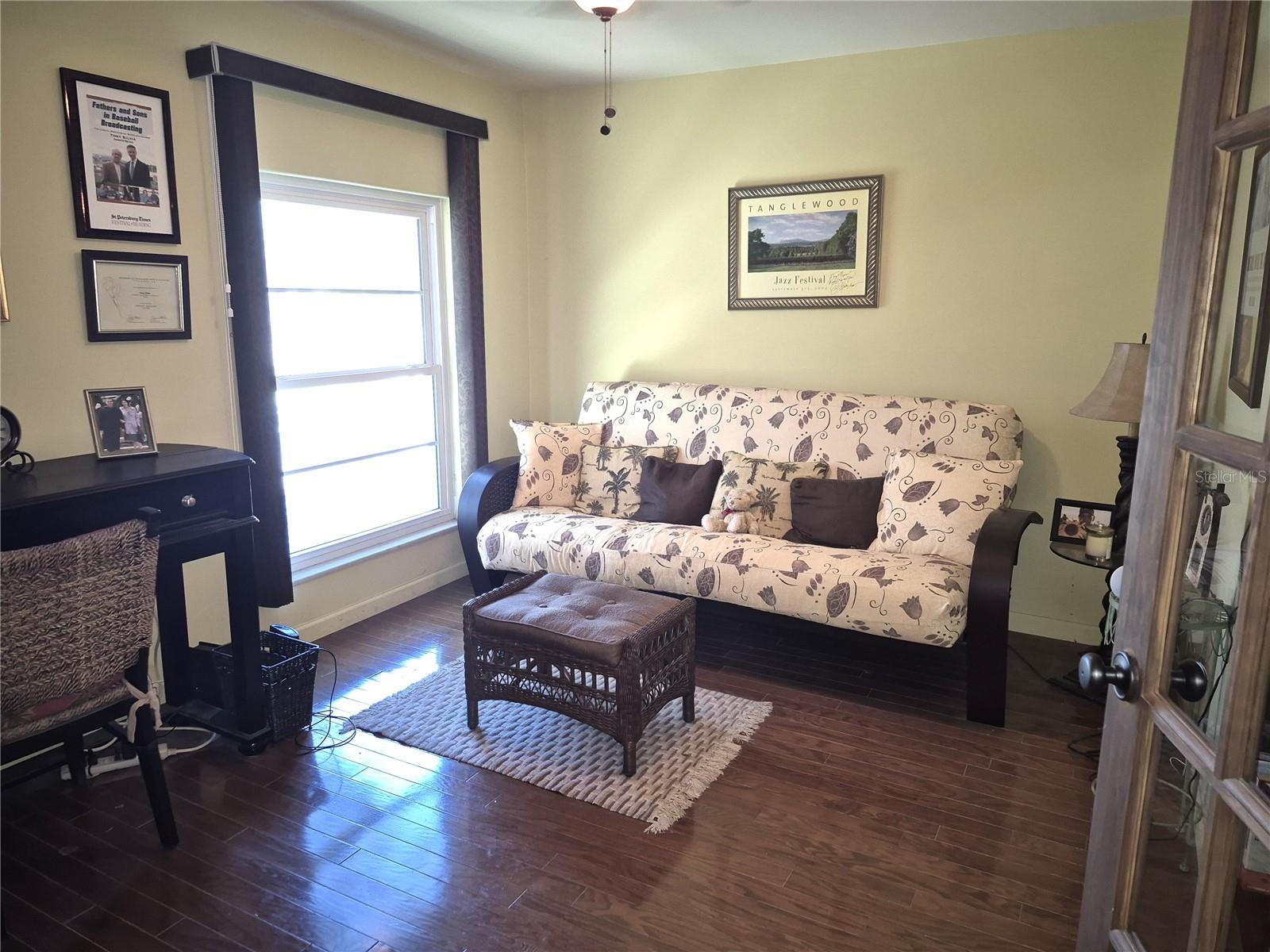 Image 30 of 65 For 2700 Bayshore Boulevard 2c 578