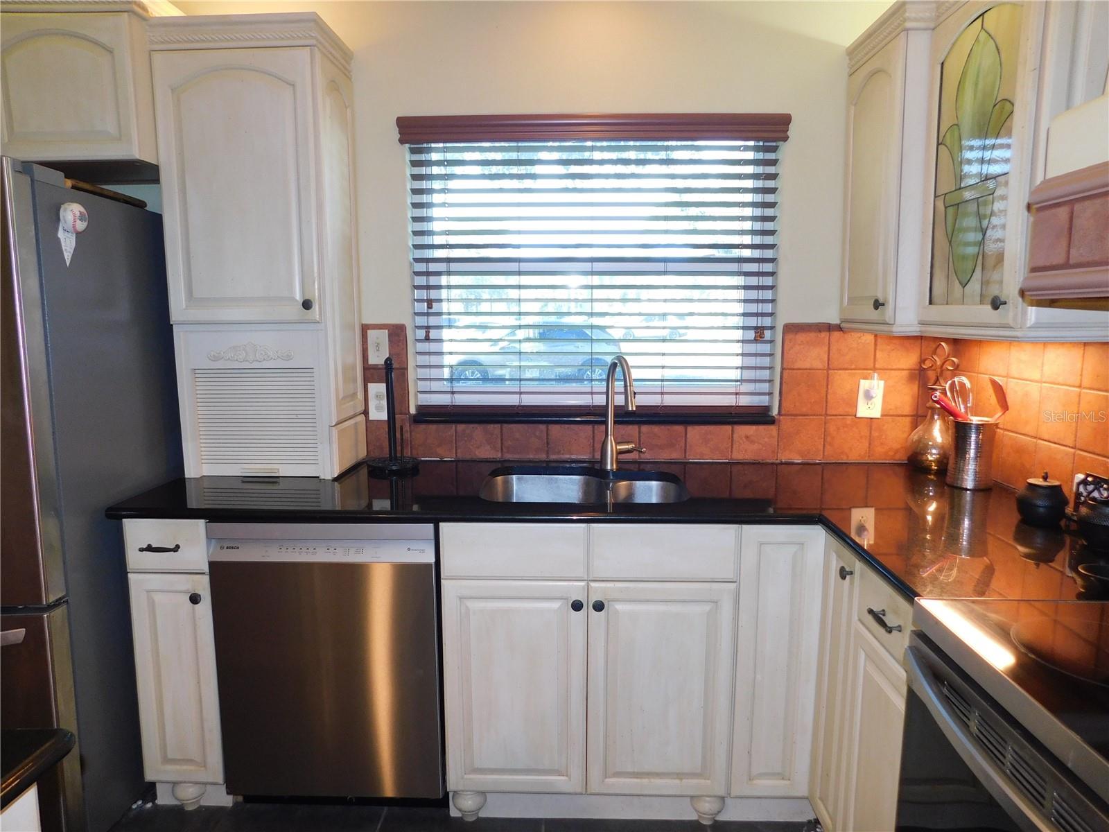 Image 7 of 65 For 2700 Bayshore Boulevard 2c 578