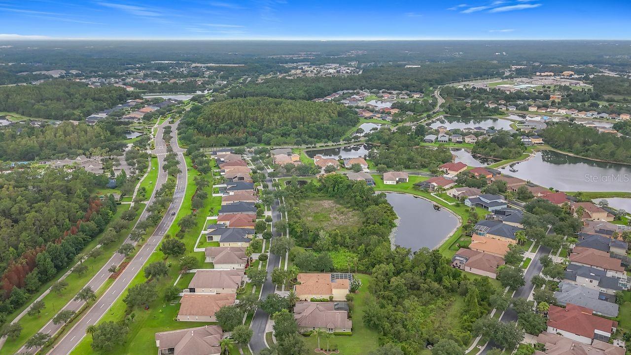 Image 33 of 89 For 20626 Longleaf Pine Avenue