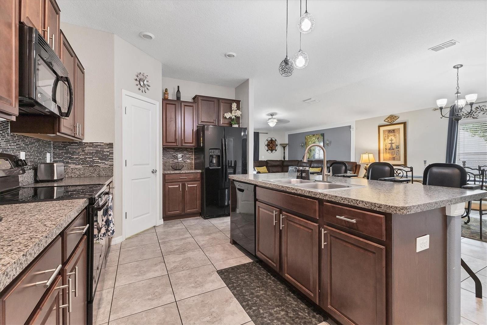 Image 7 of 31 For 16505 Myrtle Sand Drive