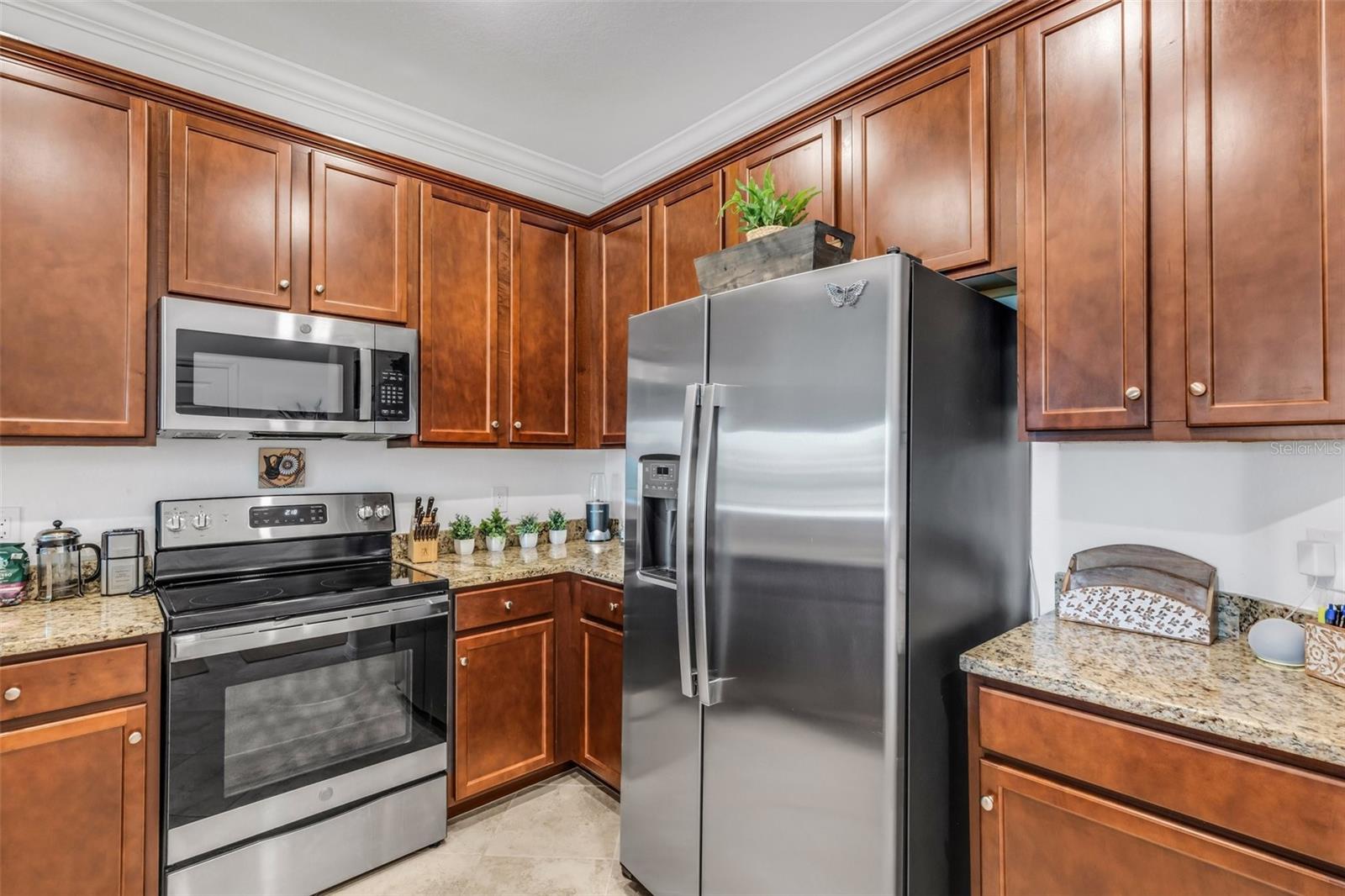 Image 11 of 69 For 20450 Lagente Circle