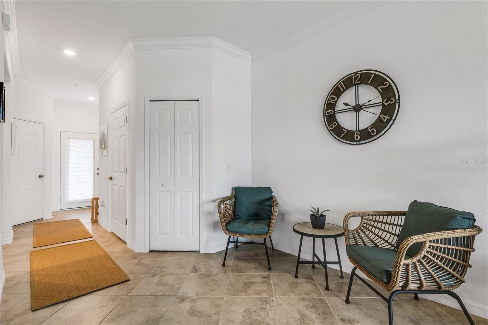 Image 13 of 69 For 20450 Lagente Circle