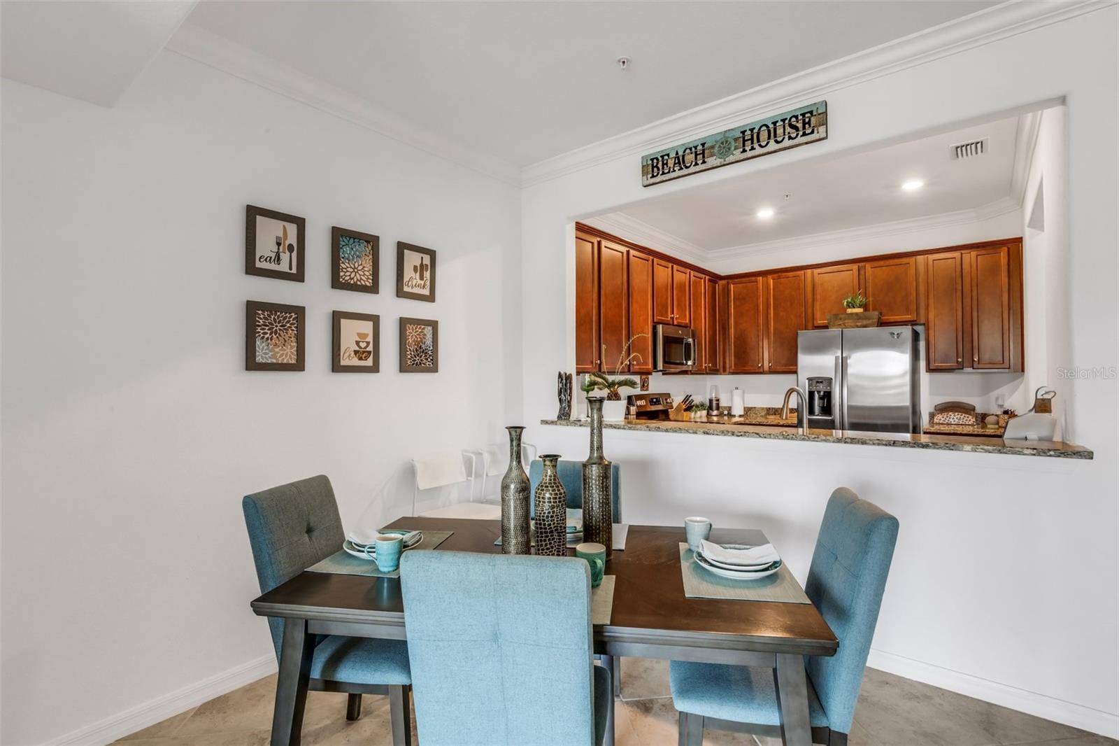 Image 14 of 69 For 20450 Lagente Circle