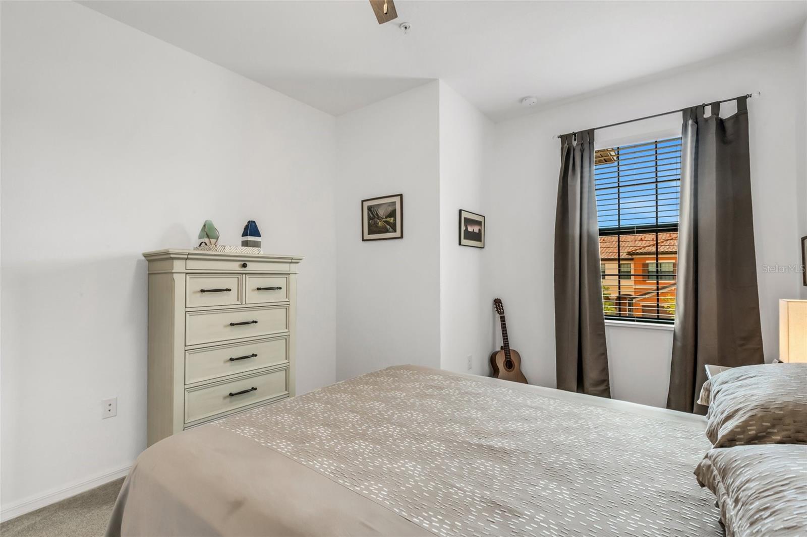 Image 27 of 69 For 20450 Lagente Circle