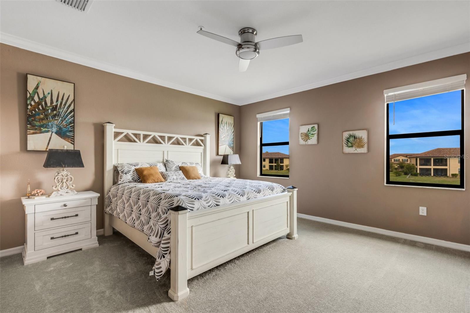 Image 41 of 69 For 20450 Lagente Circle