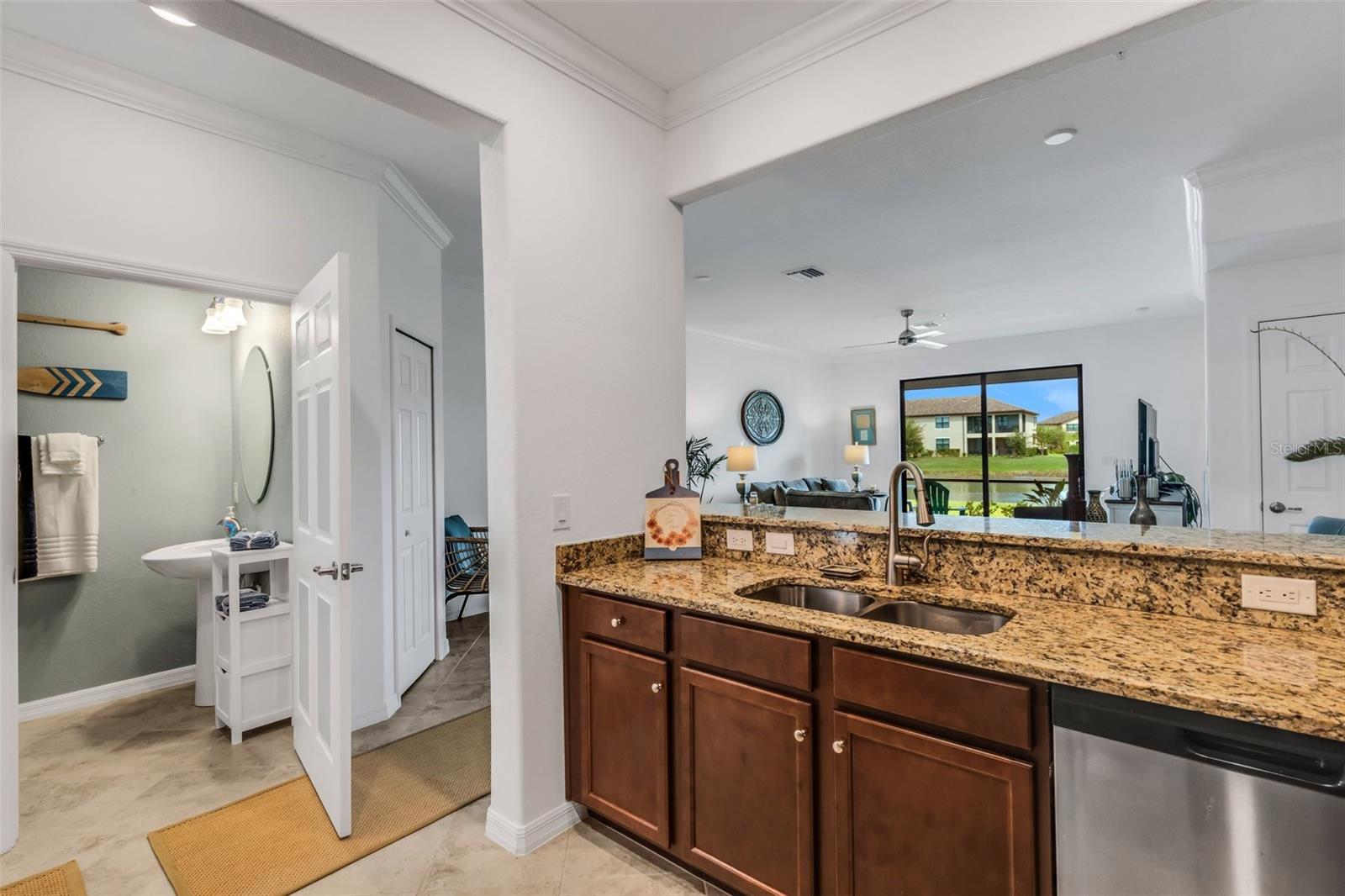 Image 9 of 69 For 20450 Lagente Circle