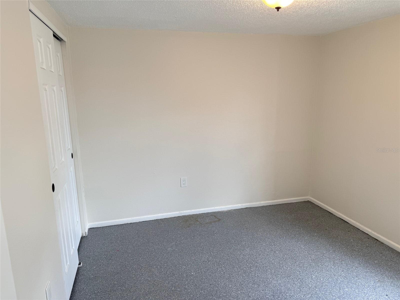 Image 9 of 16 For 514 61st Avenue Terrace E