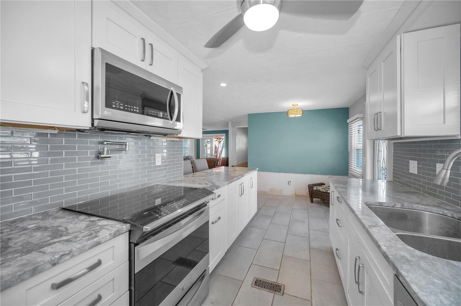 Image 11 of 52 For 4288 86th Way N 20