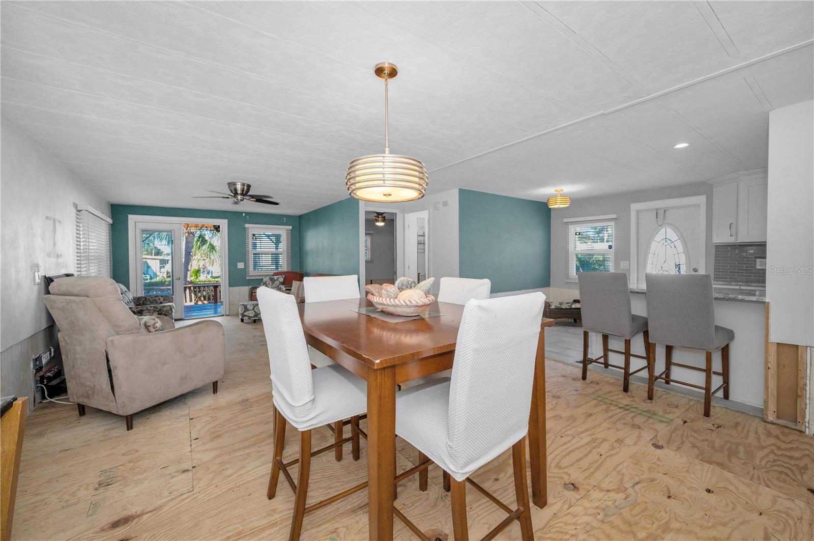Image 15 of 52 For 4288 86th Way N 20
