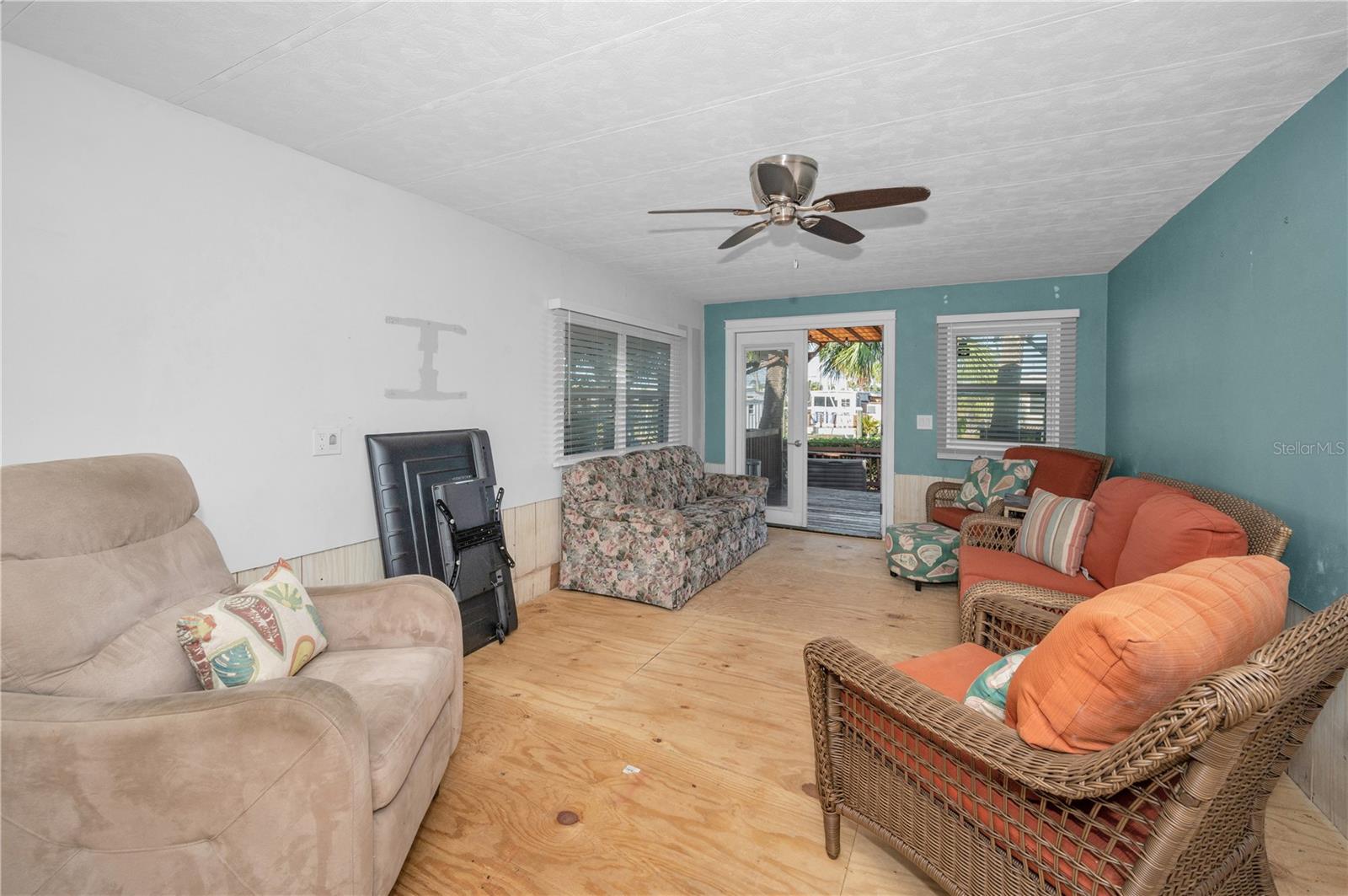 Image 19 of 52 For 4288 86th Way N 20