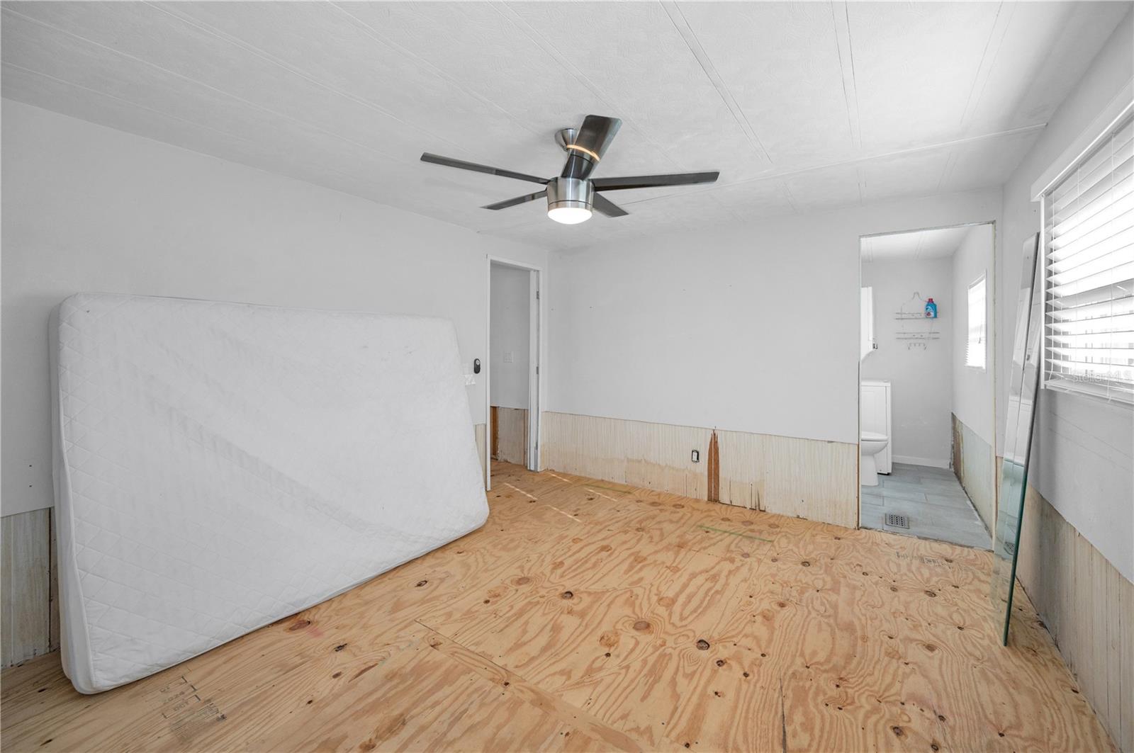 Image 22 of 52 For 4288 86th Way N 20