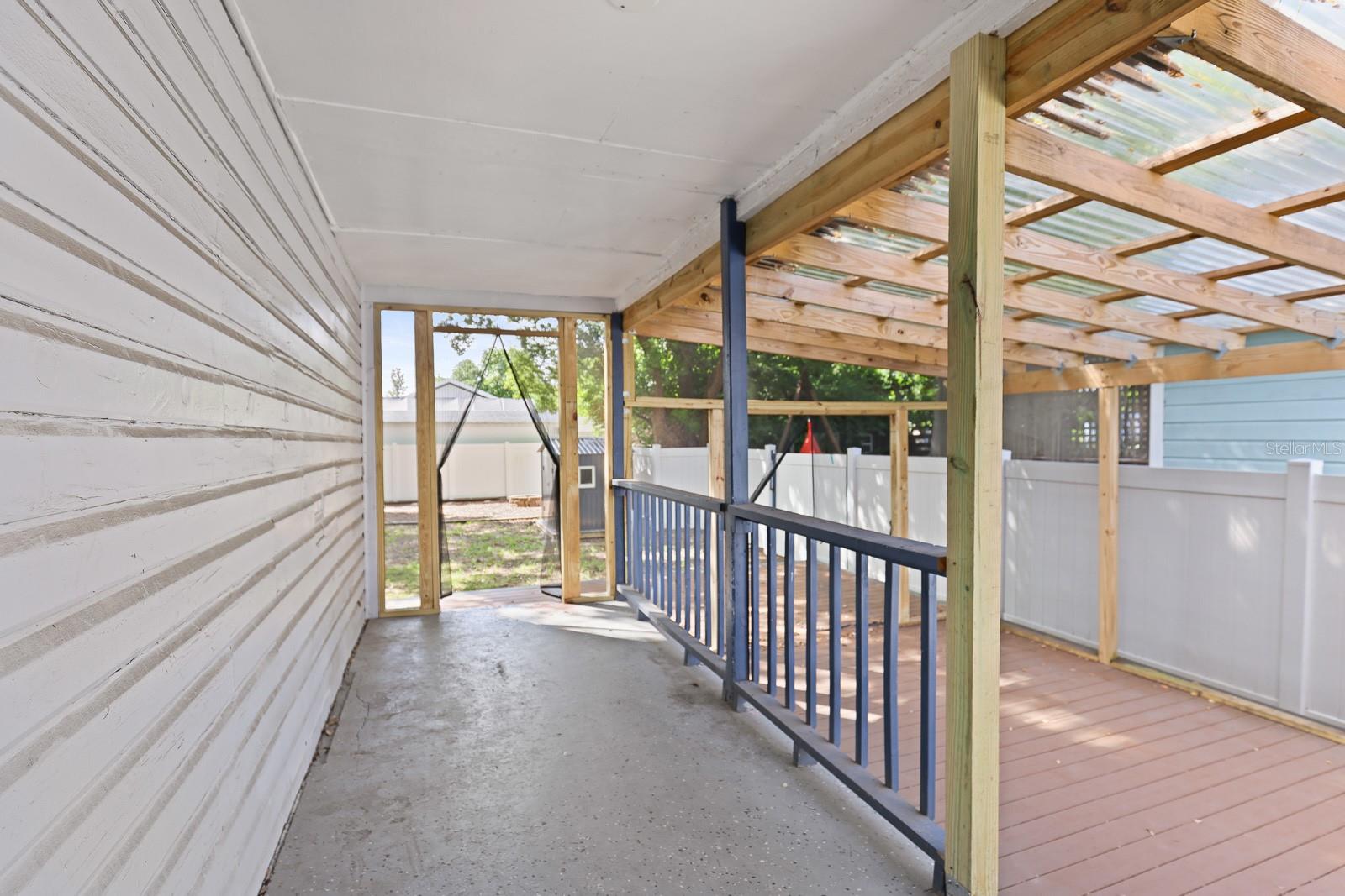 Image 22 of 27 For 1809 Columbus Drive