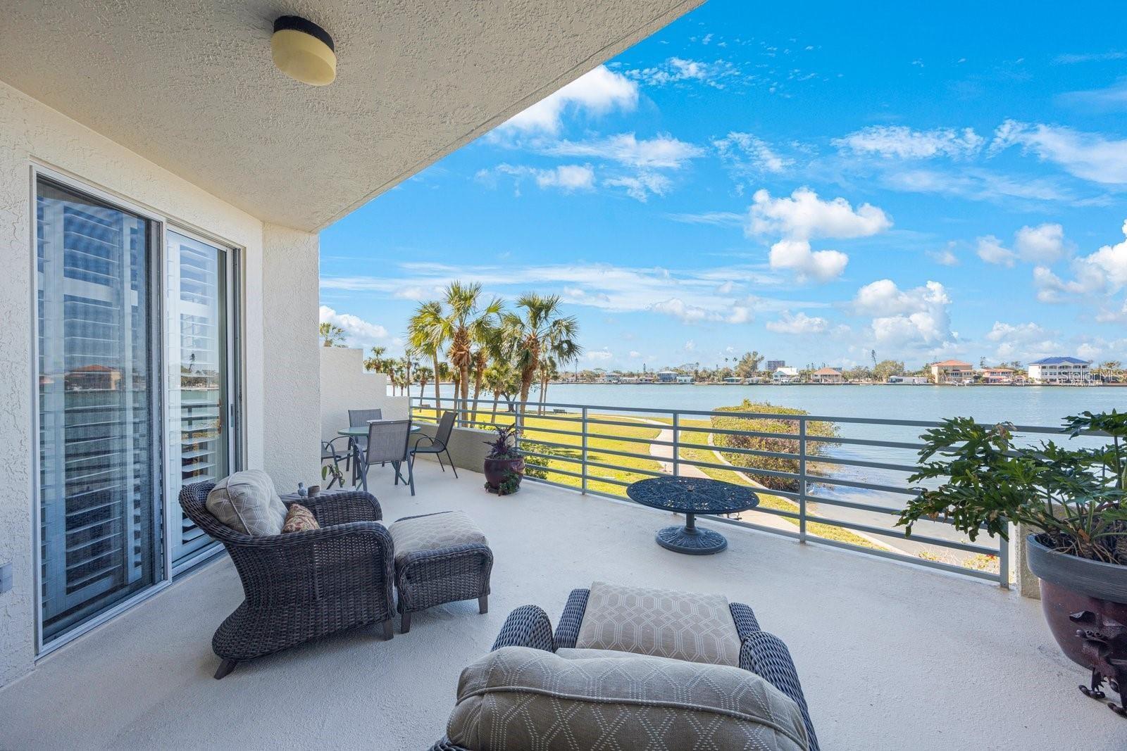Image 26 of 68 For 7892 Sailboat Key Boulevard S 107