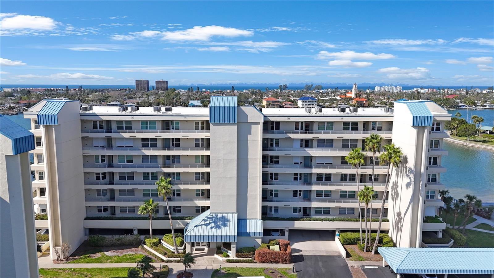Image 33 of 68 For 7892 Sailboat Key Boulevard S 107
