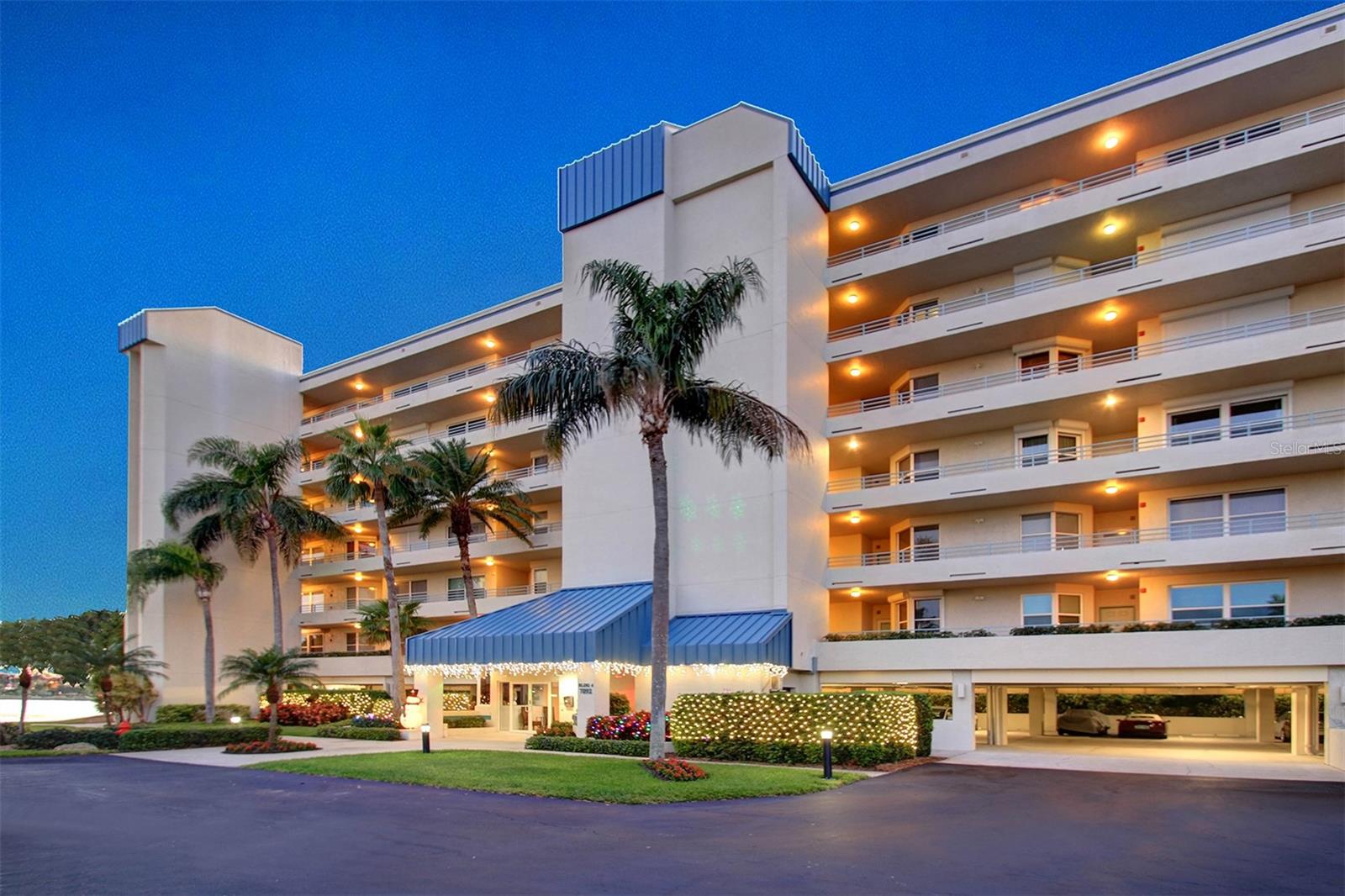 Image 56 of 68 For 7892 Sailboat Key Boulevard S 107