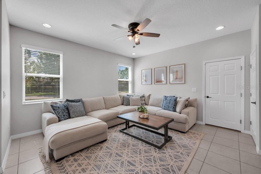 Image 10 of 41 For 6380 Camino Drive