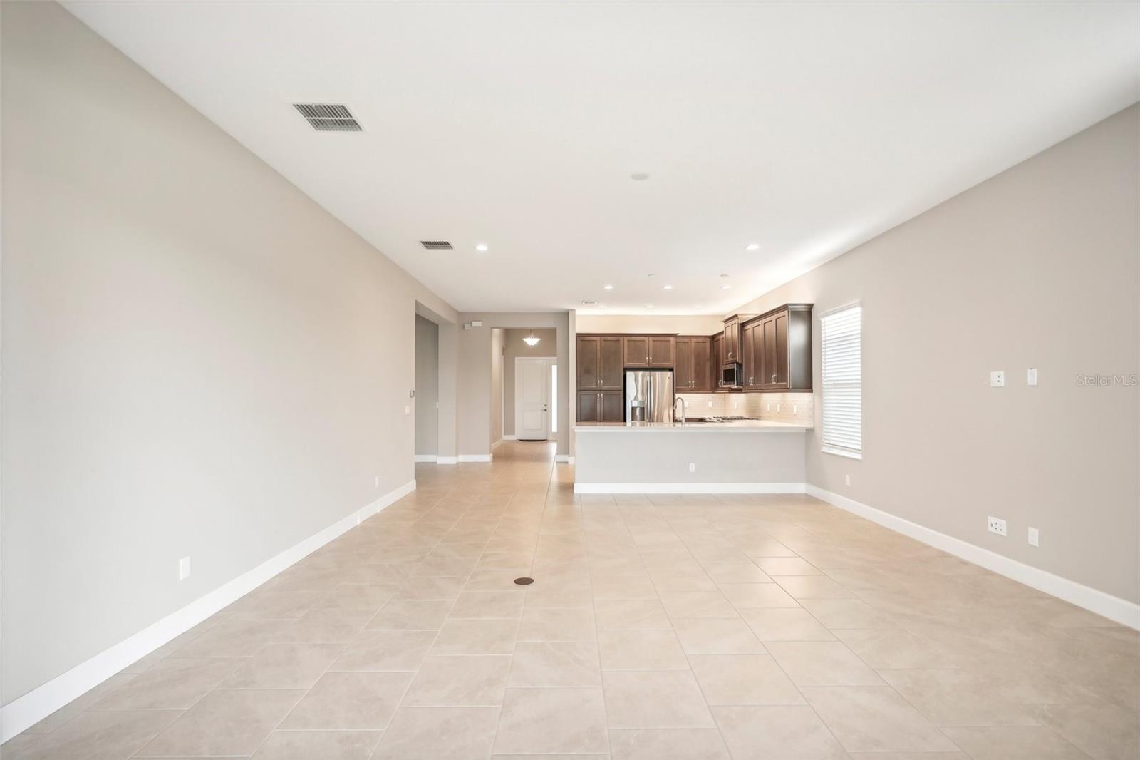 Image 19 of 50 For 4838 Sevilla Shores Drive
