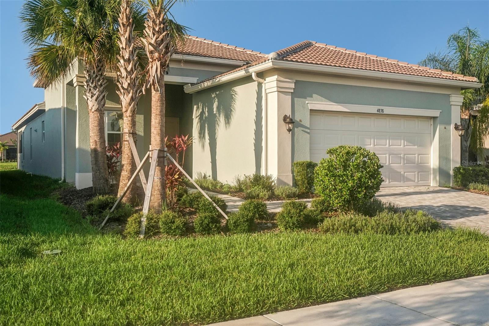 Image 3 of 50 For 4838 Sevilla Shores Drive