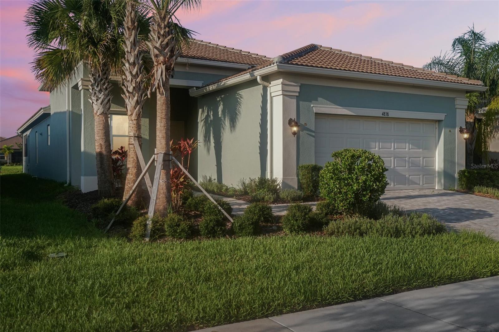 Image 41 of 50 For 4838 Sevilla Shores Drive