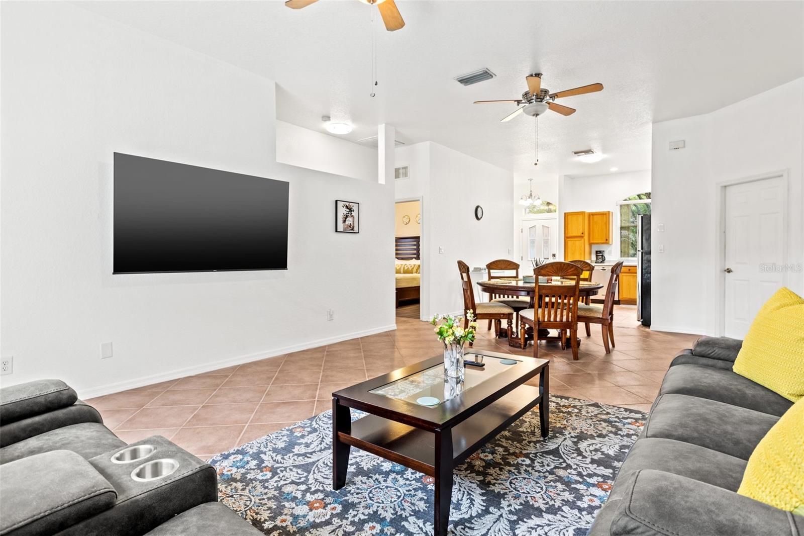 Image 11 of 27 For 1081 1st Street Sw