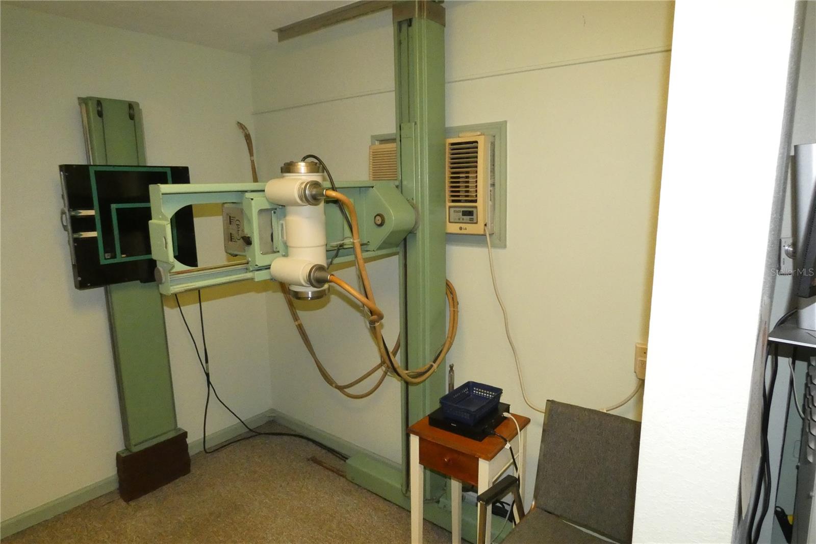 Image 17 of 31 For 5621 Central Avenue