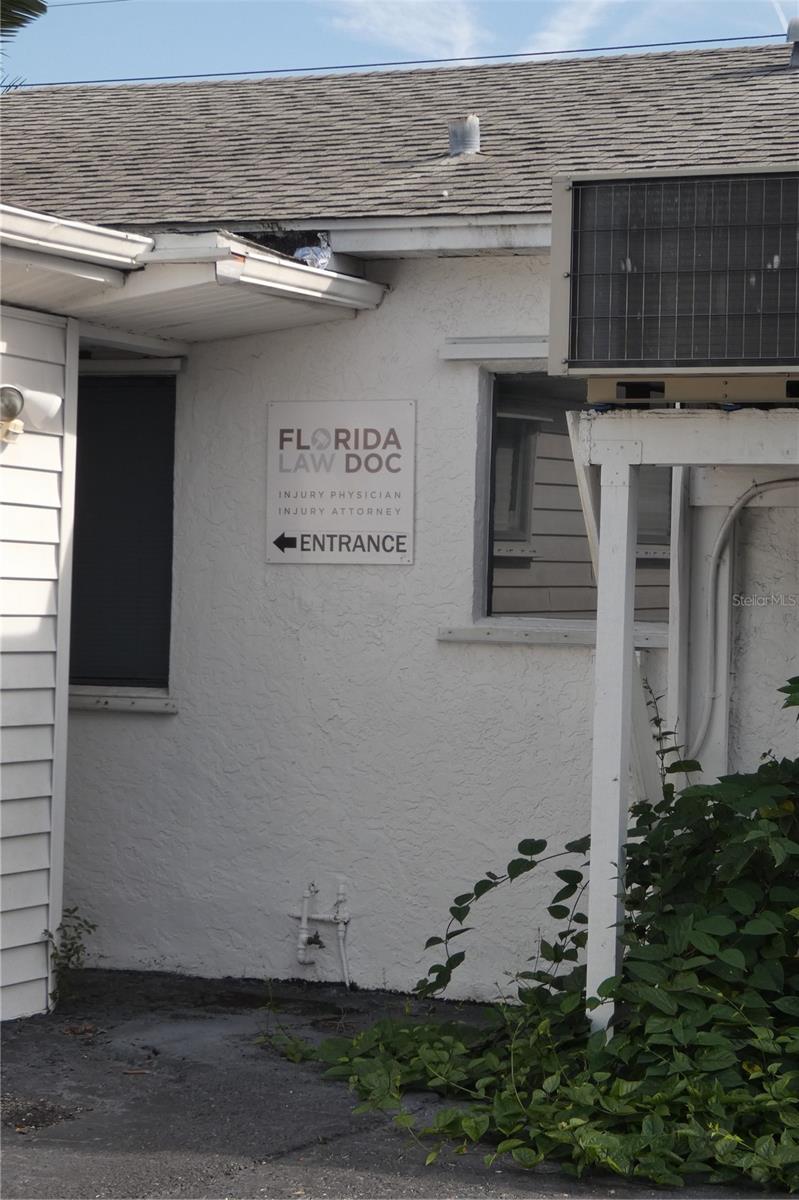 Image 26 of 31 For 5621 Central Avenue