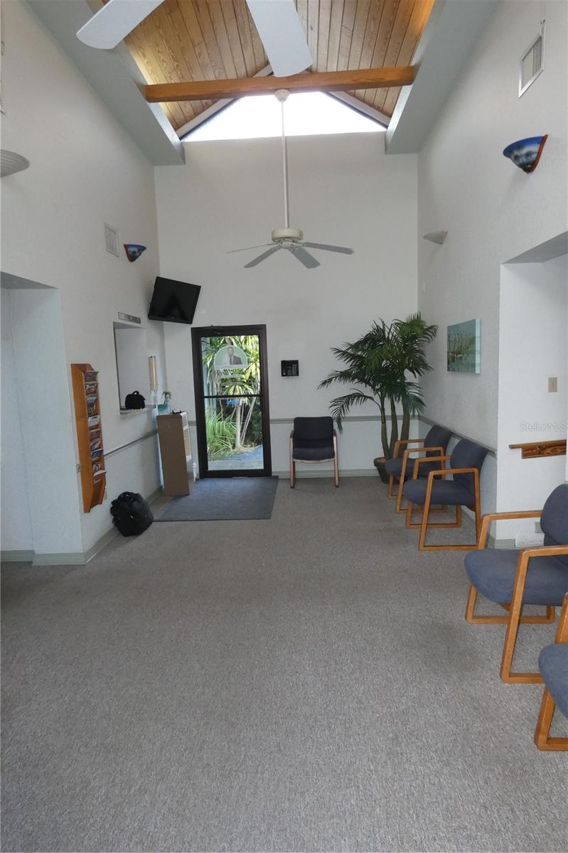 Image 3 of 31 For 5621 Central Avenue