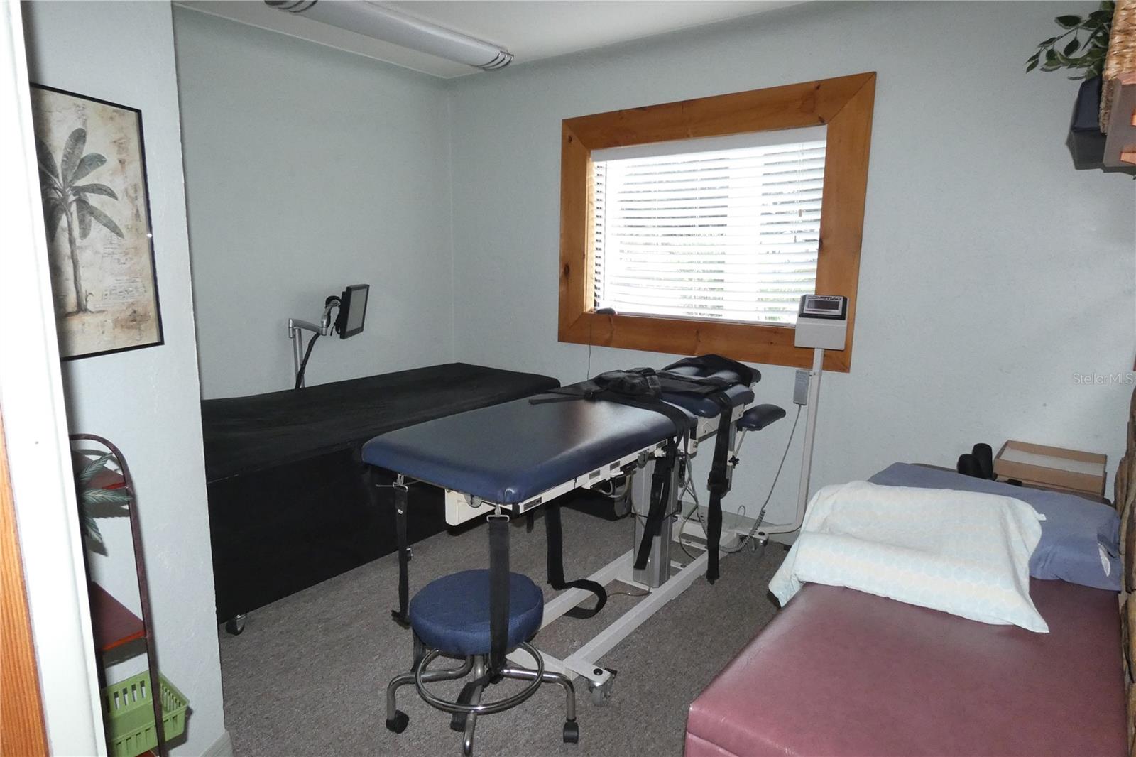 Image 7 of 31 For 5621 Central Avenue