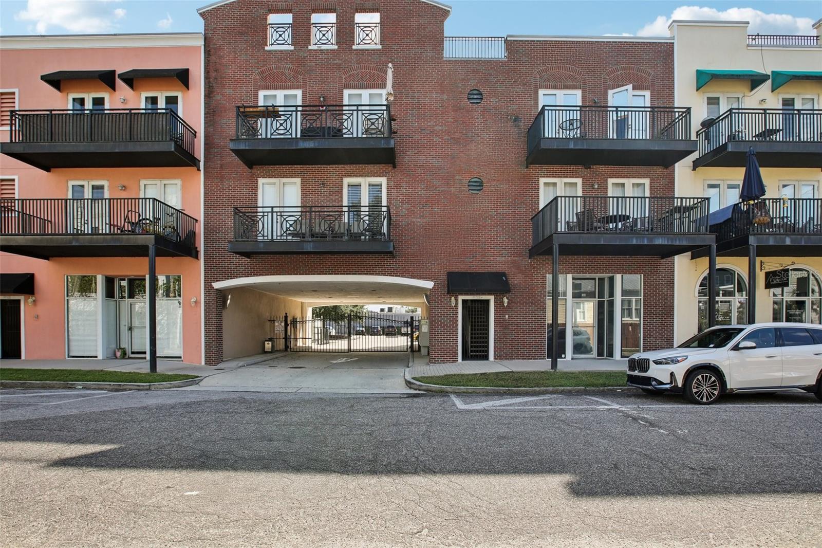 Details for 2002 5th Avenue 205, TAMPA, FL 33605