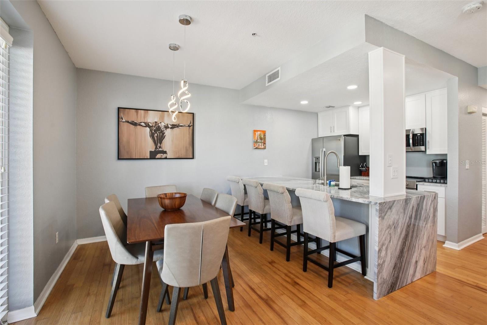 Image 3 of 23 For 2002 5th Avenue 205