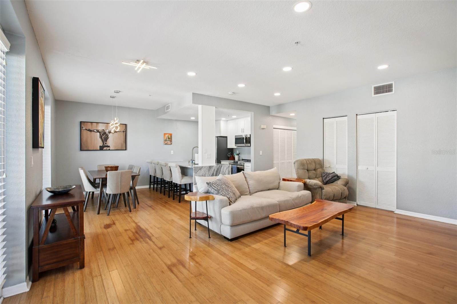 Image 8 of 23 For 2002 5th Avenue 205